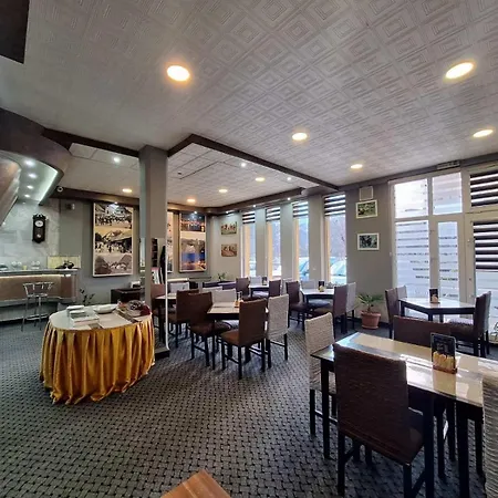 بيت شباب Imran