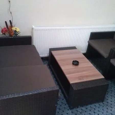 بيت شباب Imran زينيتشا