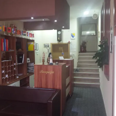 Imran Hostel Zeniça